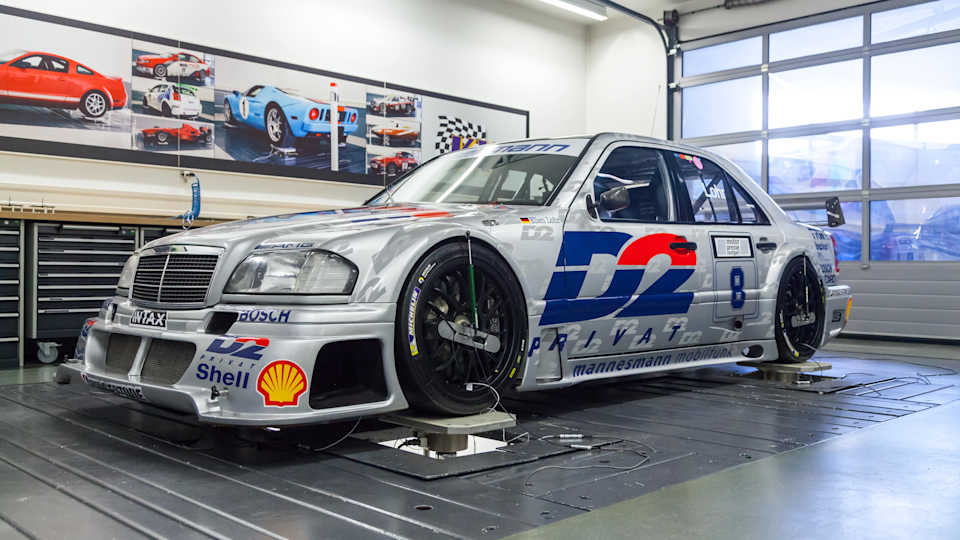 Motorsport > 7-Post Test Rig > SF 5 > 4-/7-Post > 4-Post 